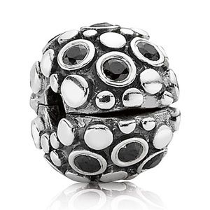 Pandora Encore Clip- NWOT